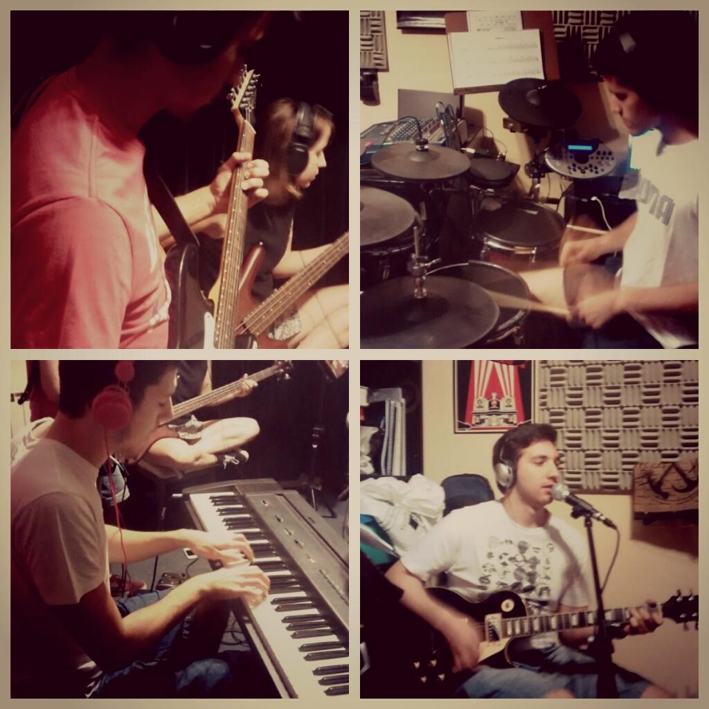 DeusExBanda's tweet photo. Ensayando para el domingo que viene! Vengan que es el ultimo! http://t.co/MYWJCLCbUR
