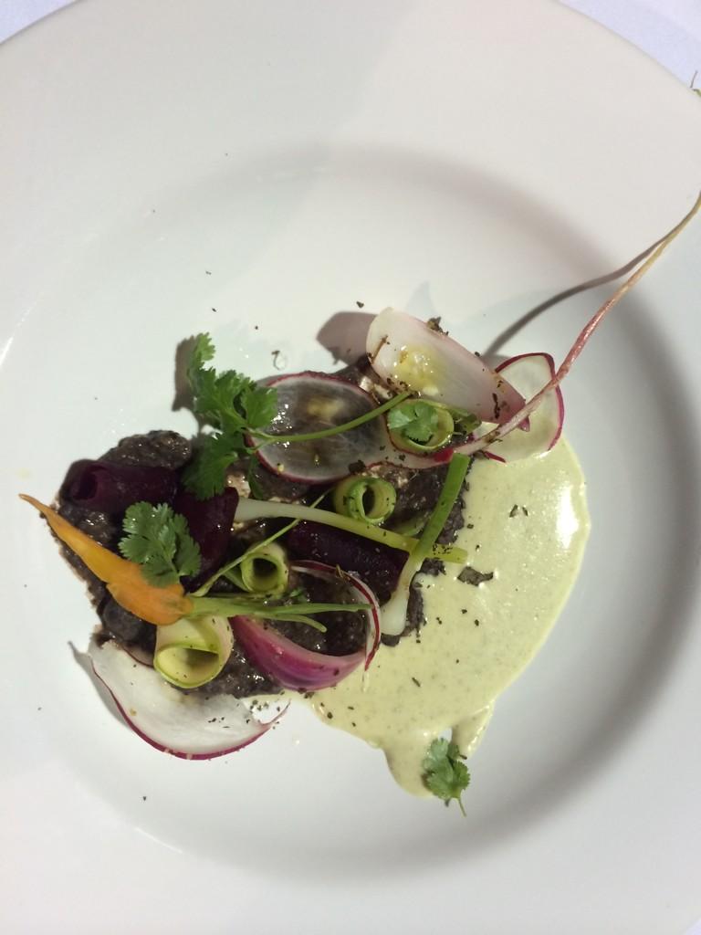 mariazanocchi's tweet photo. Plato vegetariano con recado de calabaza del chef Luis Barocio #PIEG2014 http://t.co/75sBEjtoxg
