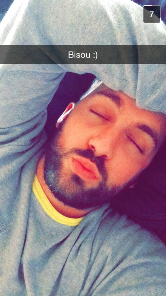 BaronJustine's tweet photo. @Mehdi_Ben_Heley @cosmopolitan75  c'est ce genre de photo que j'aime ! http://t.co/tUnDWSRTpT