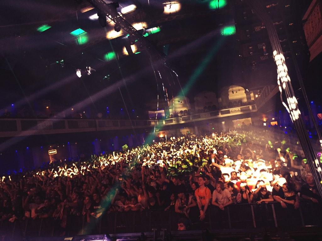 djtechnoboy's tweet photo. Los Angeles: thank u! #TSOQLA was incredible! U are incredible! Much love to everyone! U made me feel special! http://t.co/FYmTTZ3BwN