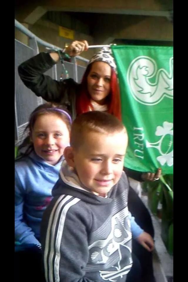 AshokelKelly's tweet photo. Great day for my little mans b-day,well done Ireland👏 🏉 #ShoulderToShoulder #watagame #memoires4life http://t.co/jbdijoVhZ0