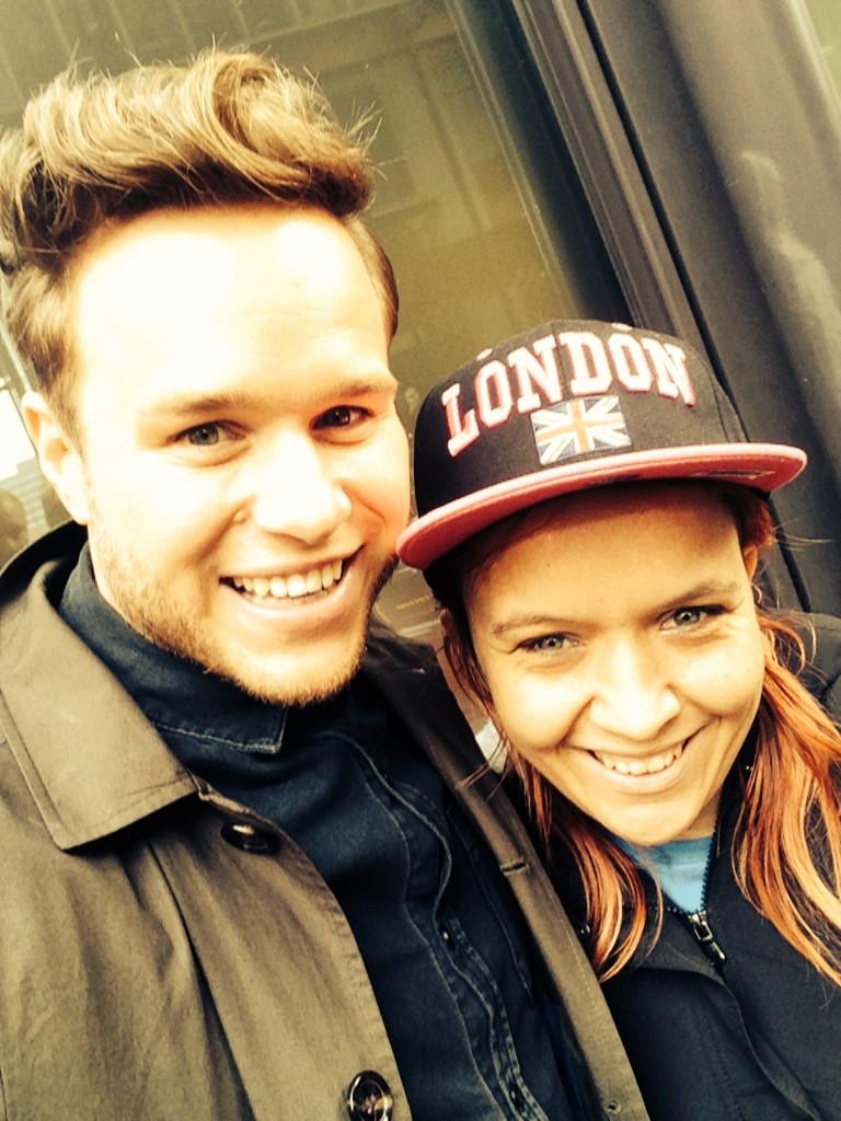 kaiileeasmith11's tweet photo. Love ya @ollyofficial http://t.co/dkXsovfOq4