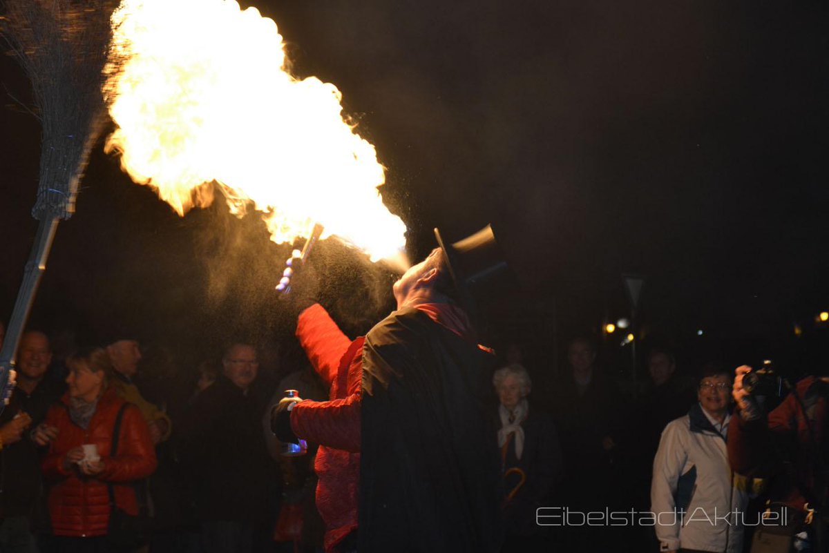 Rathaussturm 2014 -> Alle Bilder + Aufzeichnung der Übertragung

JETZT REINKLICKEN - eibelstadt-aktuell.de