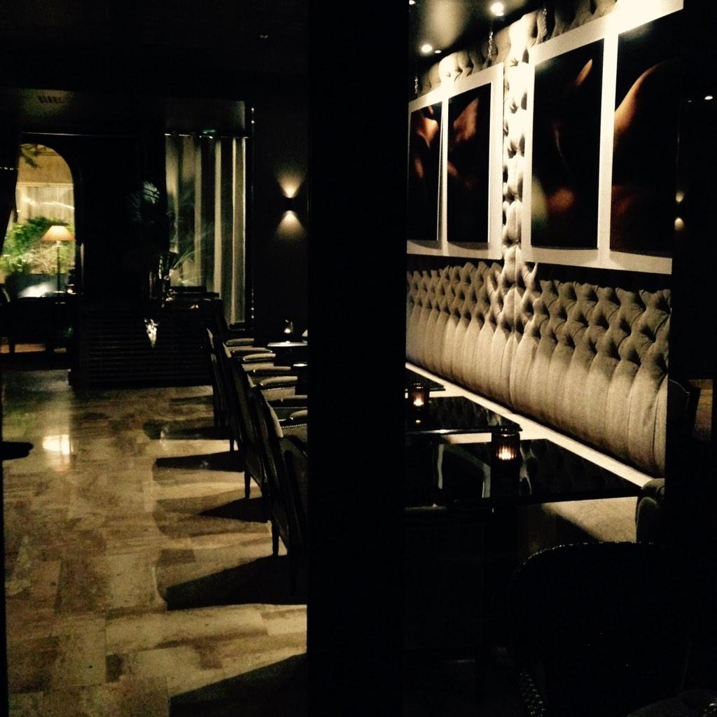theomartinpop's tweet photo. Rendez-vous à l'hôtel B Montmartre jusqu'à samedi prochain ! #EDNA #Showroom #Paris #Design #Event #Photo http://t.co/wDC1i8BLae