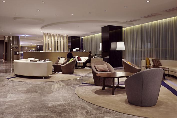 HBOEMTB_Group's tweet photo. Holiday Inn, Songdo has opened and features the warm &amp; sophistcated interiors by HBO+EMTB. http://t.co/0abnXt1W3B http://t.co/lak6ZSdUhG