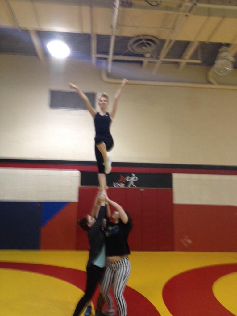 UNB_REDSCheer's tweet photo. Sunday practice. Shout out to the coaches for basing our lovely flyer! #REDSCheer #Cheerleading http://t.co/exZzcqo6Nz