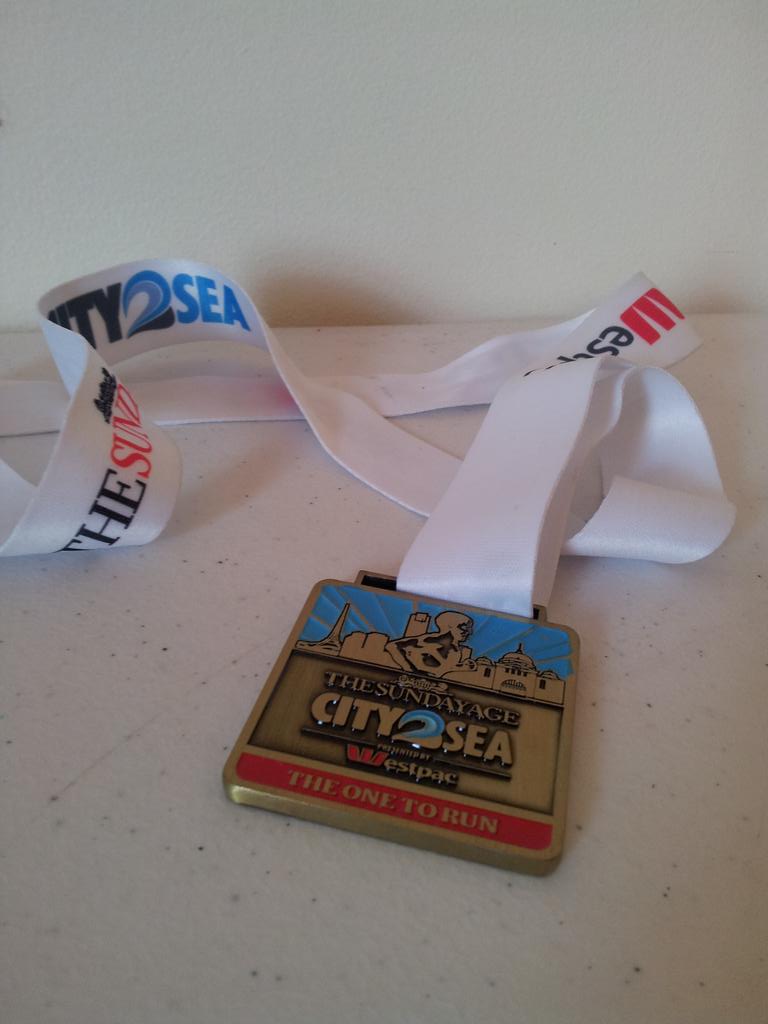Curliesclips's tweet photo. Thanks for all your support @FitHappensAU your training plan was ace. I still can't believe i ran 15k. #city2sea http://t.co/hoXmxQnJ6S