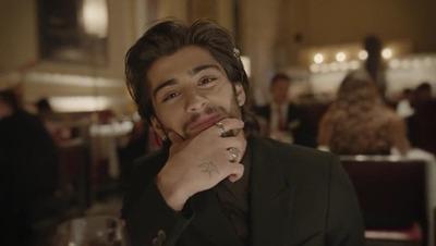 GodissaWomanmp3's tweet image. remember when Ziall were in The Fault In Our Stars movie

@onedirection for #AMAs #AOTY