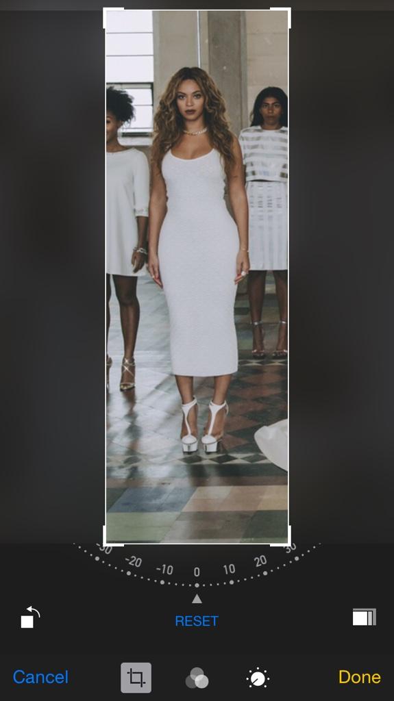 beyoncemiami's tweet photo. dont you just ever? @Beyonce for #AMAs #AOYT http://t.co/7VaQW7CYg8
