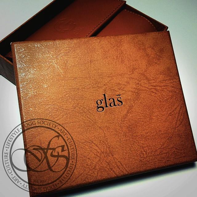 FoggSociety's tweet photo. 📬 Finally...😍
#glasmod #phantomglasmod #18650 #glasvapor #highendmods #vapernation #vape... http://t.co/jrrZZl7UM4 http://t.co/cQLV0W2sOt