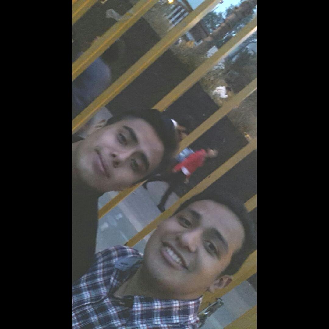 canofrates's tweet photo. Con my nigga #cch #jarcoreando #matracasi #ACM1PTZARCO http://t.co/QLAnCLekV8