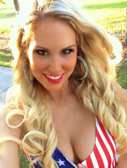 Fun shoot today with roller skates and high socks 😛 #SelfieSunday @SexyCandids @SelfShotCentral http://t<a href="/tag/selfiesunday"class="tags"><span>#selfiesunday</span></a>