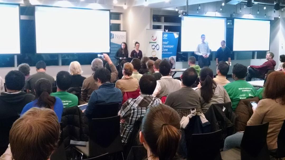 Our third presenter: @esperLINQ #SWKirkland #Maker #GSB2014