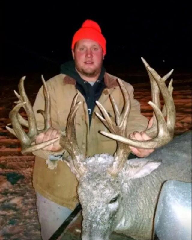 thwackem's tweet photo. Clayton Sohler with his awesome 240 3/8" B&amp;C South Dakota monster! http://t.co/p0wDo57EE8