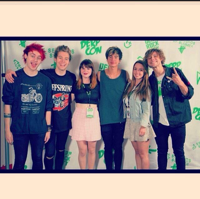5SOSsUpdatess's tweet photo. @sophiekphillips Derpcon M&amp;G ☺️ #5SOSDEPRCON #DERPROCKCITY http://t.co/mhpb4Q5p4s