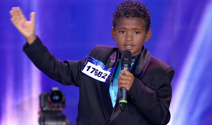 AdryLily's tweet photo. "@EcuavisaShow: #StevenMaldonado finaliza esta noche de #EcuavisaETT http://t.co/QDO3RbcwRy" debe pasar a la final