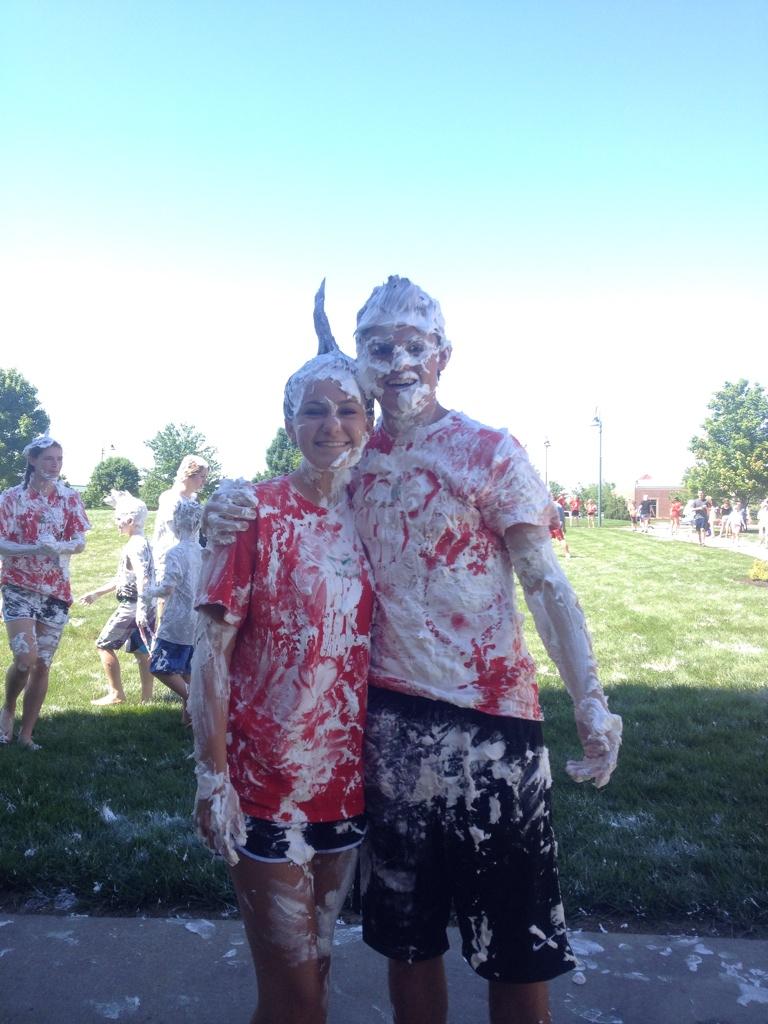 lilstos's tweet photo. Happy Birthday to my long lost 8th grade love @Rylongwell2 π#throwbacks4dayz http://t.co/J27U0HJ4NB