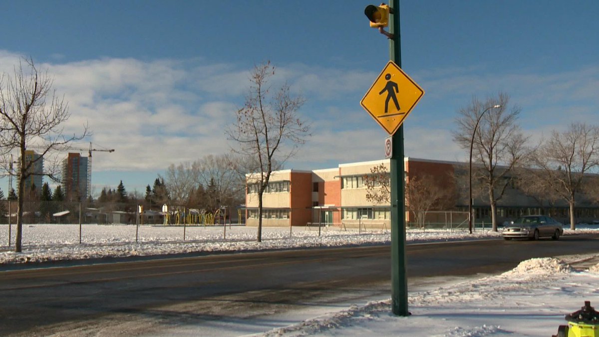 GlobalCalgary's tweet photo. Proposal for cameras in school zones to slow down drivers http://t.co/5mL2gMkIjk http://t.co/djqc932CAO