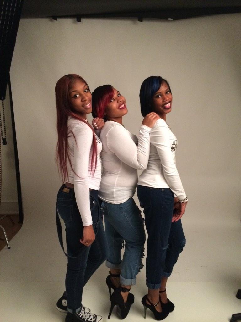 TheReal_Zaahira's tweet photo. #BLESSEDHANDZ http://t.co/qZxFPBKfvz