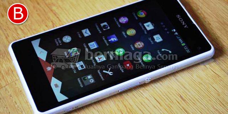 #BerniagaHP Kamu di Team yg mana nih sob? :D #AndroidVSiphone