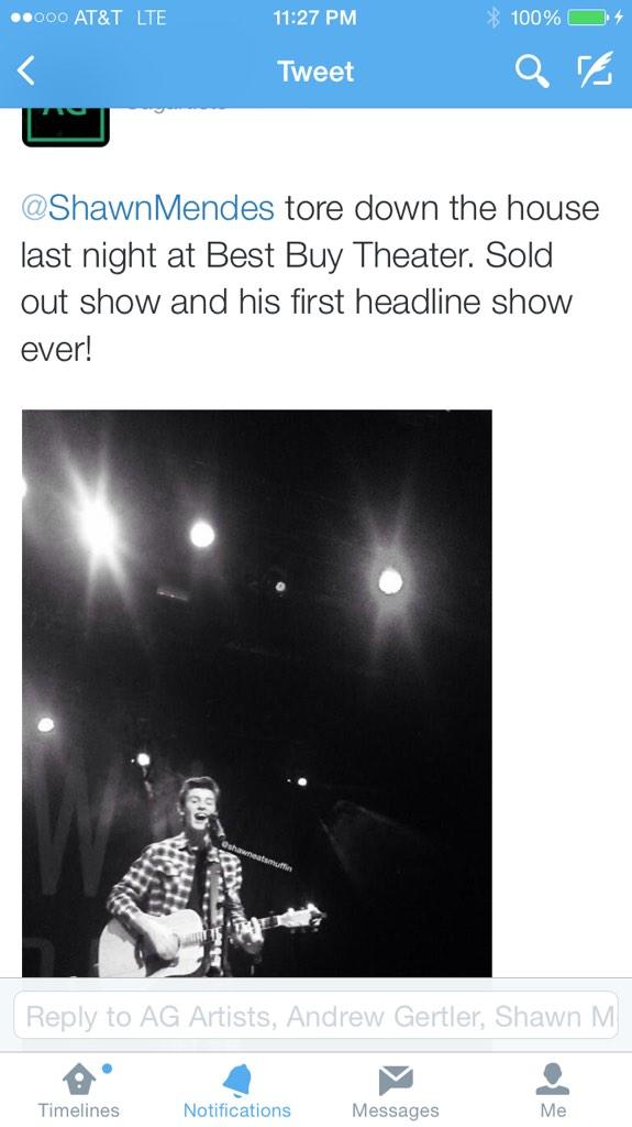 shawneatsmuffin's tweet photo. FREAKING OUT BECAUSE ANDREW JUST NOTICED ME TWICE TODAY 😭😭😭🙆💕 http://t.co/33o3mzM8je