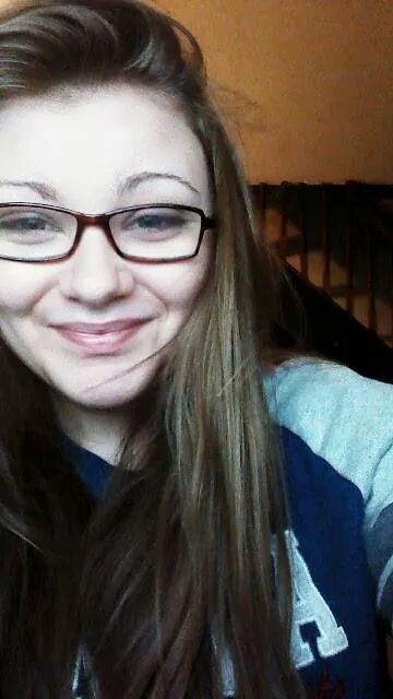RmsRaven's tweet photo. Mum says four eyes are better than two http://t.co/bYqI9139m8