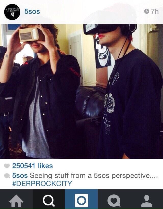 umusicindonesia's tweet photo. 5SOS tadi juga coba Virtual-SOS loh! #Meet5SOSinLA @Prambors http://t.co/5C8JwQUEDD