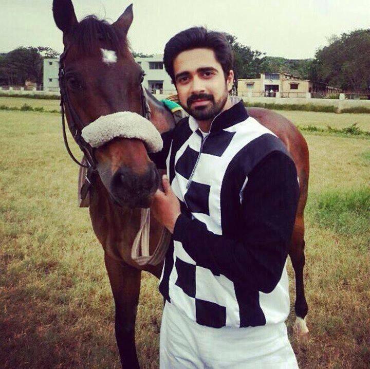 fariha781's tweet photo. #ShlokAgnihotri # #ExcellentPerformer #handsomehunk #Dashing #MindBlowingActor..@avinashsachdev4 @AvinashFC http://t.co/ChaPaU7yaN