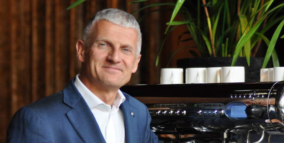 Cucina_Italiana's tweet photo. Italiani di Successo: La Cucina Italiana intervista @andrea_illy. Buona Lettura http://t.co/74TCXkOY6s #caffè #LCIpro http://t.co/QTH4EU70Yj