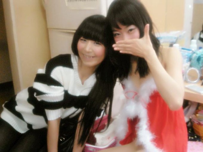 桃乃ララ姐たんと一緒に、俺の六花こと。道劇さんのまっしーに愛にいってきましたぁーヽ(*・&omega;・)人(・&omega;・*)ノ♪わたしの大好きな、お姉ちゃんと妹ちゃんー♪らびゅ！☆ http://t.co/eMVH9