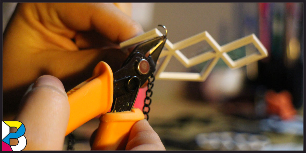 BasmahalTR's tweet photo. Bütün tasarımlarımız #3Dprinter'da üretildikten sonra ufak bir el işçiliğinden geçiyor. Yani yarı #handmade :) http://t.co/LJRvedeDXi