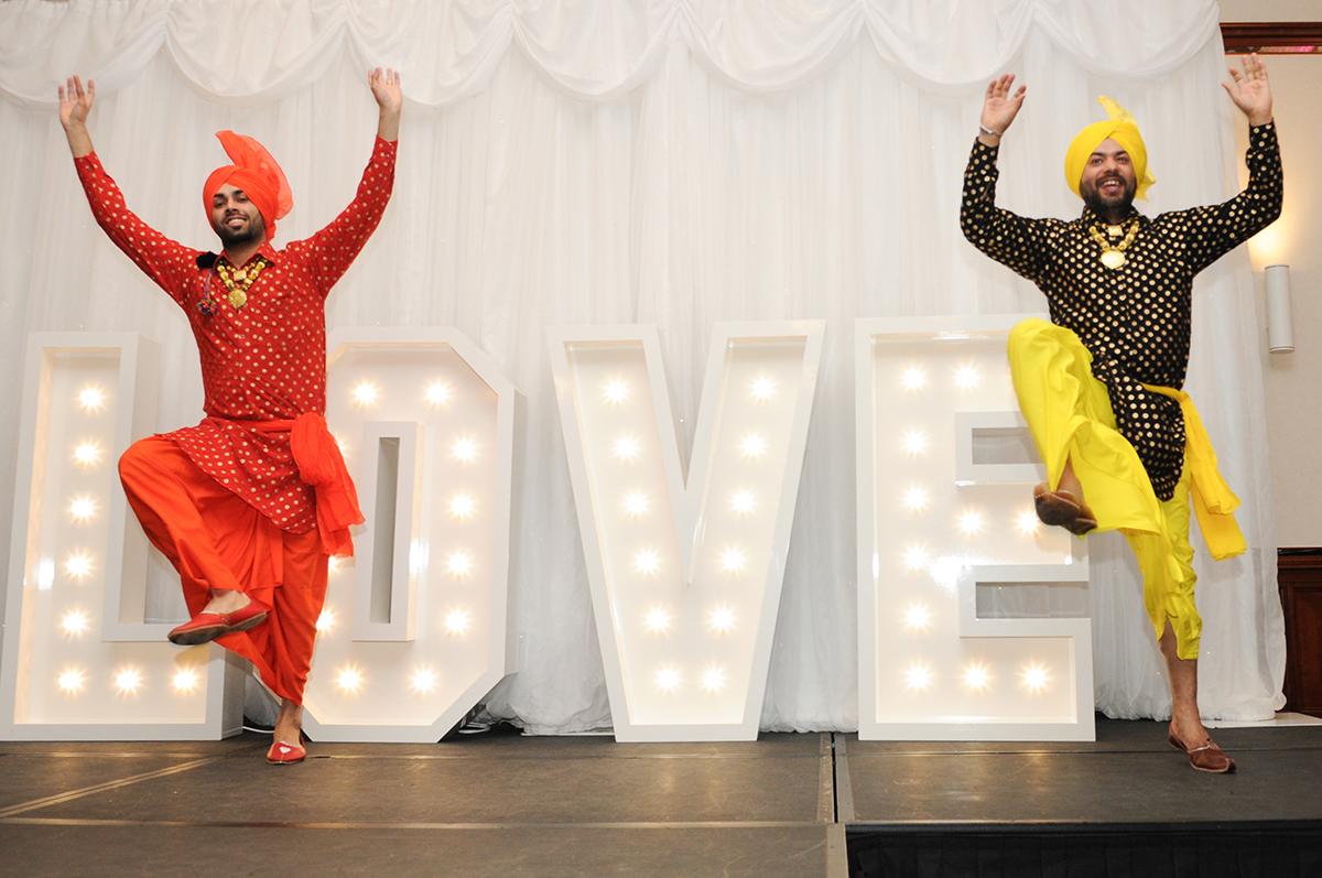 Southampton hosted an Asian Wedding Fair over the weekend. Take a look at our photos: bit.ly/1t2thVW