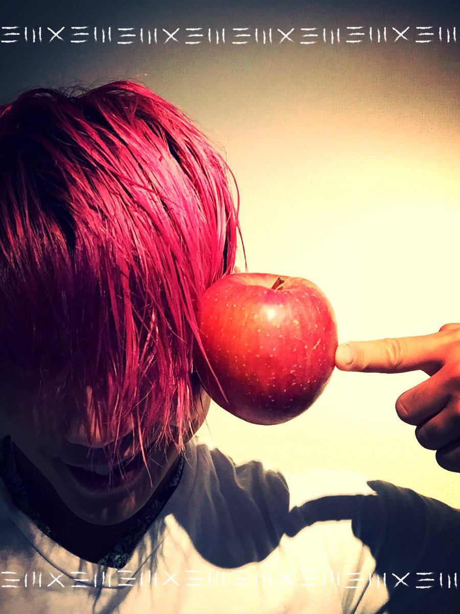 212Ore's tweet photo. 貴哉の髪色。
比べてみました!୧⍢⃝୨
#apple
#hair
#color
#pink
#OREYADE http://t.co/XlRXtMUK9Y