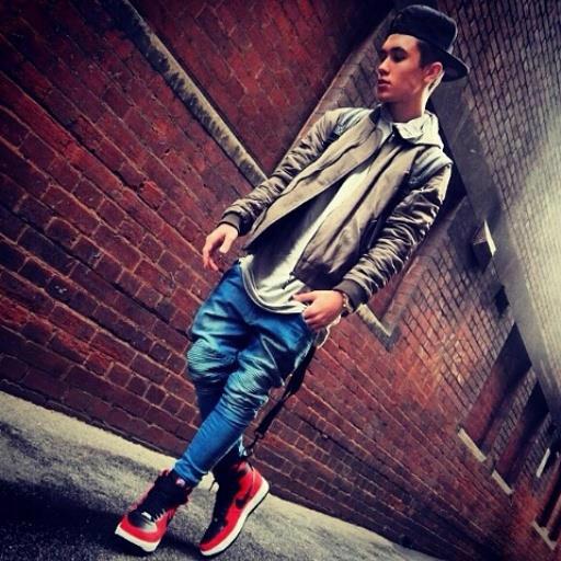 Simply_Galletti's tweet photo. Liam Farrer !! http://t.co/dLidUvJ1UT