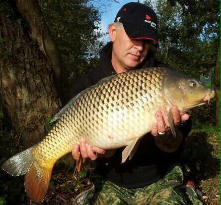 BaitJam's tweet photo. James Sansoni on a short afternoon session using BloodwormX &amp; our End-Zone terminal range

http://t.co/rc97K9WfFN http://t.co/DOCNRc5mw9