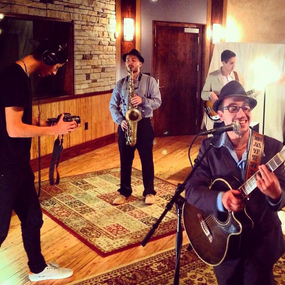Orbstudiosatx's tweet photo. Hanging out with @WakingFable. We had a blast. #orbstudios #wakingfable #oldsouls http://t.co/rVqCEhr13I