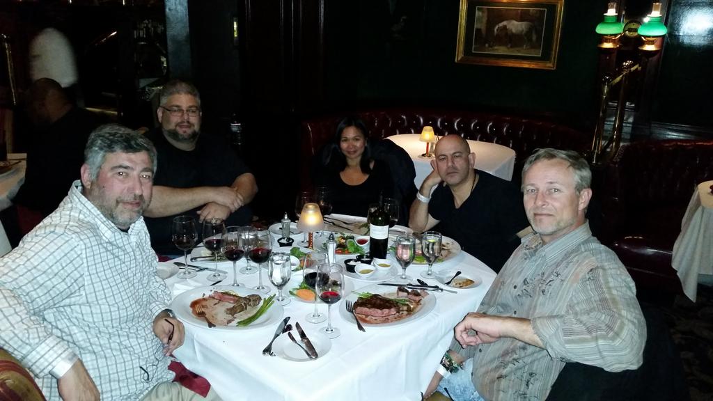 Great time withfriends <a href="/SimonMajumdar/">Simon Majumdar</a> sybill @gunterwhilhem Danny <a href="/CircusVegas/">Circus Circus</a> #extremechef  worldfoodchampionships.com