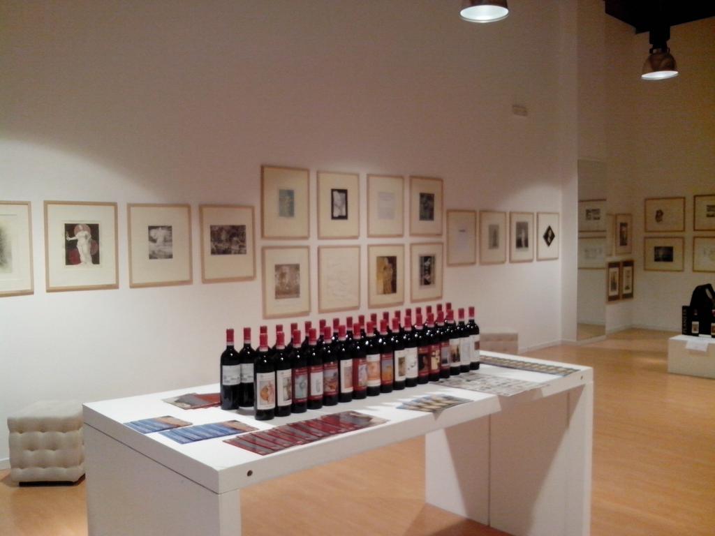 PaoloBellone's tweet photo. #Mostra #ArtistiperMorgantina del Club UNESCO di #Enna
@SiciliaOutlet  @PlanetaWinery @museocaropepe @ButterflyLu2 http://t.co/haeIWNfrfd