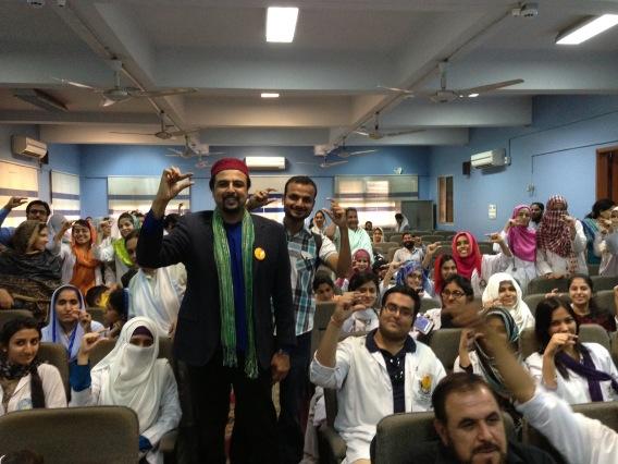 sufisal's tweet photo. With Medical students in Karachi NICH #endpolio http://t.co/KlZk4WtL2S