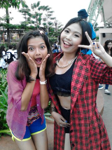 Ada celfie Kyolin samaa hyuna eonnie kw nya <a href="/DoubleMakerID/">Double Maker</a> wkwk cantikk &amp; kiyut-kiyut kan mereka? Hihihi