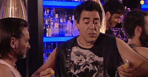 Amador_Rivas's tweet photo. RT si esta noche vas a ver el nuevo capítulo de LA QUE SE AVECINA. #LQSA6 #LQSA http://t.co/6VQXj3dewc