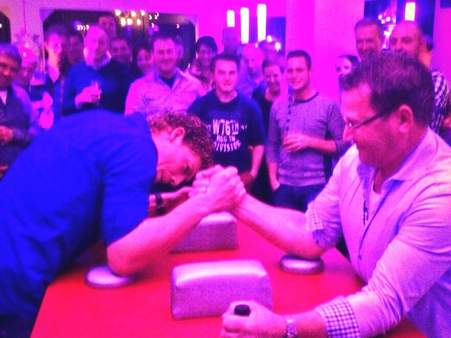 Afgelopen weekend super activiteit van PV <a href="/hoteldeschout/">Hotel de Schout</a>, Robert Eppink uitgeroepen tot sterkste man van Steggink!