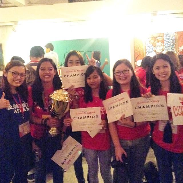 BloggedInASEAN's tweet photo. Congratulations again to Team KKIBB, our first #BloggedIn champion! READ their winning entry: http://t.co/yJc0neWqHP http://t.co/9rzprriTbe