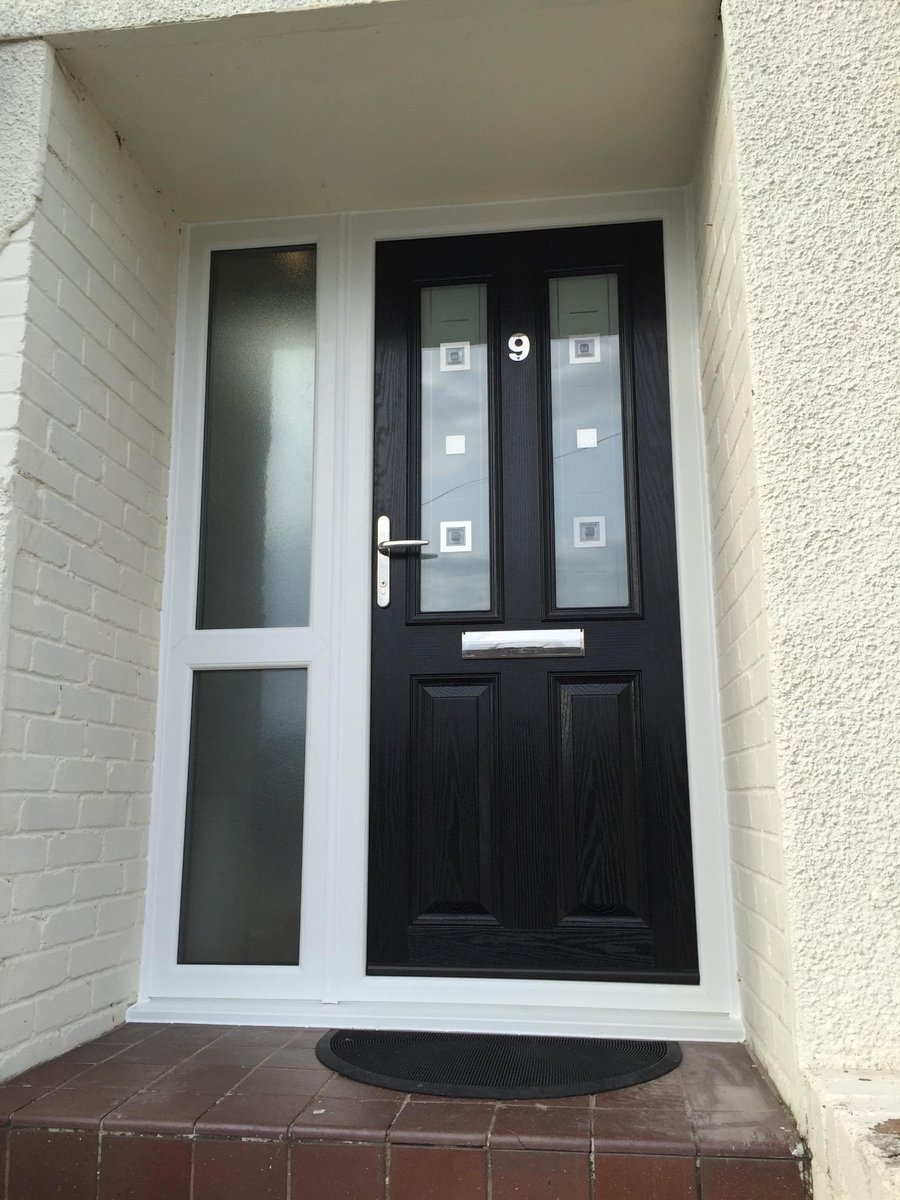 CymruWindows's tweet photo. Beautiful composite door in black with Kariba style glazing! @ShepleyWindows  @REHAUwindows http://t.co/gunFTnXm17