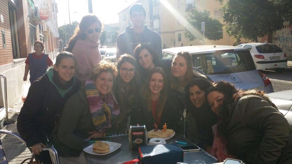 LauraZambrano20's tweet photo. Velas en tostá!! Jaajjaajjajaaj si esqe son unicas.. ❤️❤️ http://t.co/638Xq22G7g