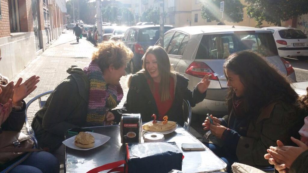 LauraZambrano20's tweet photo. Velas en tostá!! Jaajjaajjajaaj si esqe son unicas.. ❤️❤️ http://t.co/638Xq22G7g