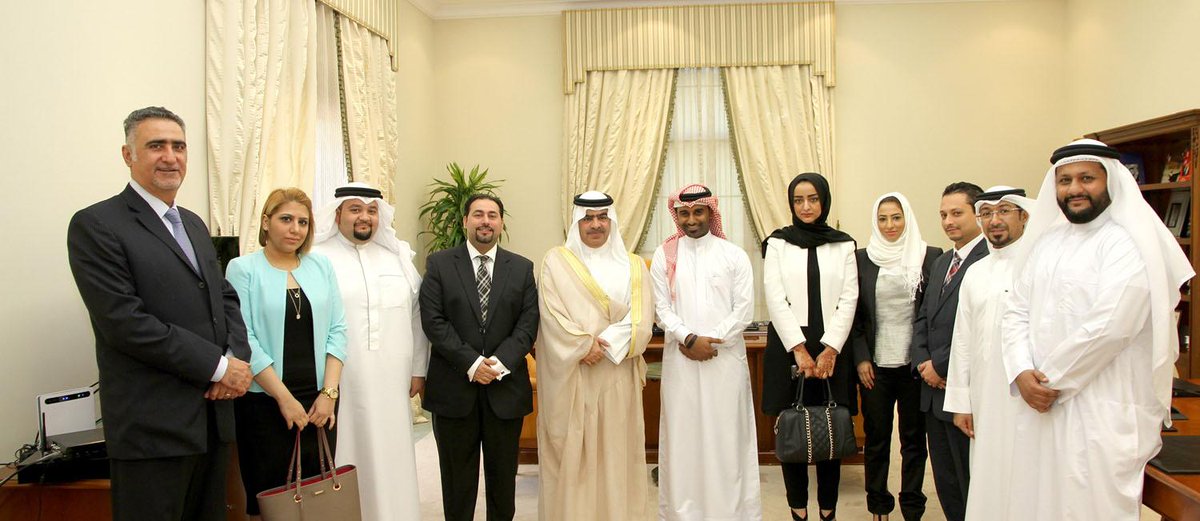 SMCBahrain's tweet photo. وزير الاتصالات @Comms_BH يرعى منتدى رواد الإعلام الاجتماعي الثالث #SMMF2014 الشهر القادم
http://t.co/JJjhGbSbhl http://t.co/hu2rUTgZFv