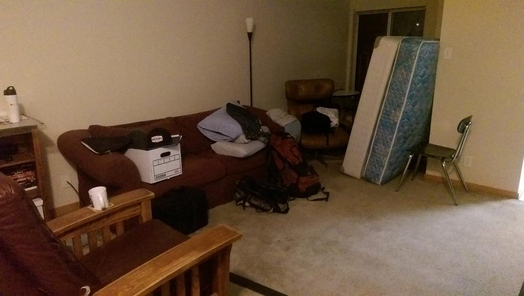 TheKyleEllis's tweet image. Not how I thought my Monday would start... #raininginside #mothernaturepissedherpantsuit