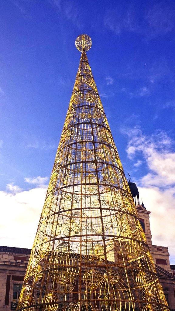 ELRUBYPARRY's tweet photo. Comenzamos la semana trabajando en el centro de la Capital http://t.co/JsZGKQY3GQ