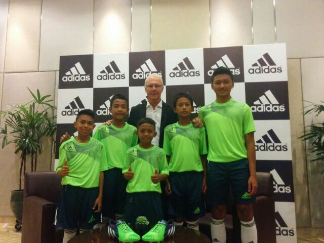 Pengalaman tak terlupakan untuk 5 pemenang <a href="/adidasIndonesia/">adidas Indonesia</a> #PredatorHunt